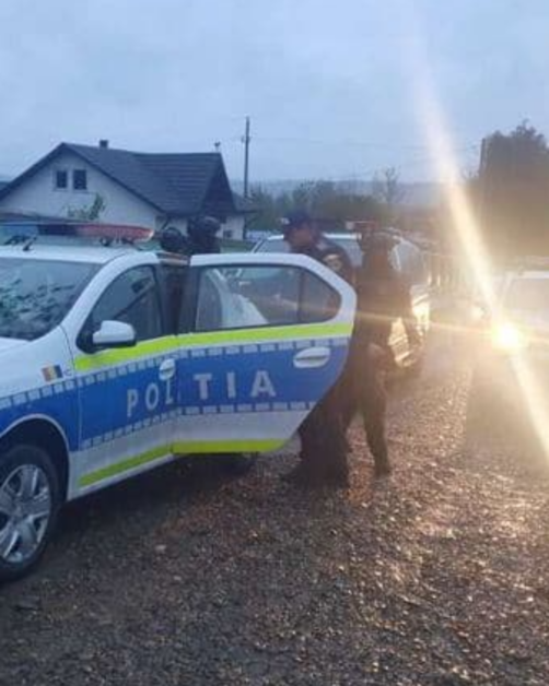 Adolescent de 17 ani, reținut pentru crimă în Vaslui. Cadavrul, incendiat