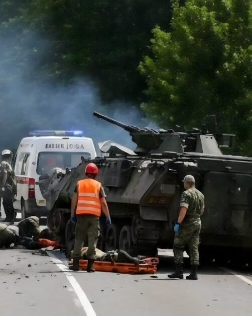 11 militari răniți în Sălaj după ciocnirea a trei blindate Piranha 5