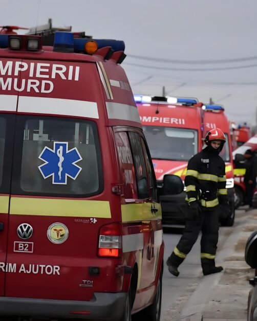 Accident în Timișoara: autobuz cu 40 de pasageri lovit de basculantă