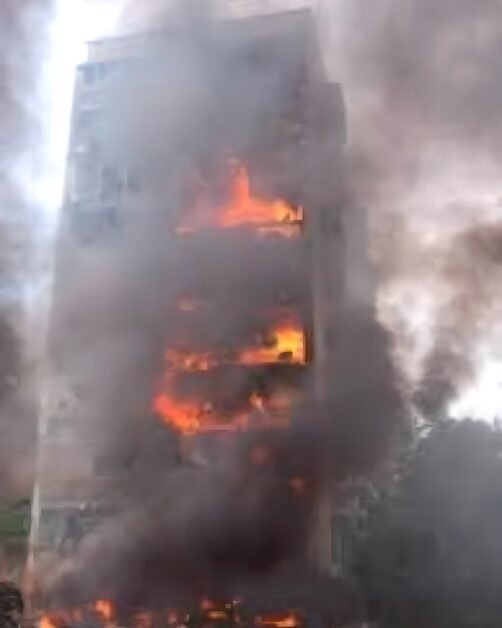 Atac rus la Zaporojie: trei morți și 13 răniți într-un bloc de apartamente