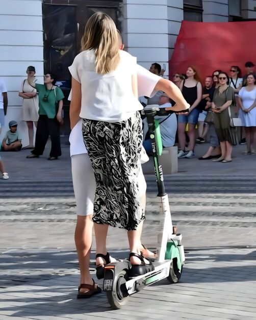 Trotinete electrice, reguli noi în România. Amenda ajunge la 1.620 lei