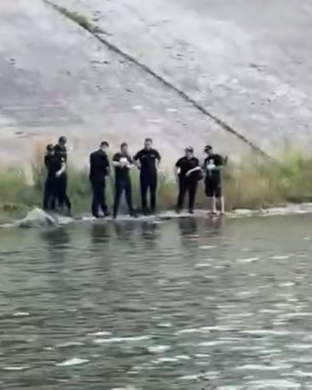 Rămășițe umane în lacul din Dănceni. Două femei, victime