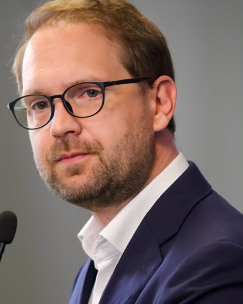 Legea ANI a trecut de Senat. Dominic Fritz pierde primăria