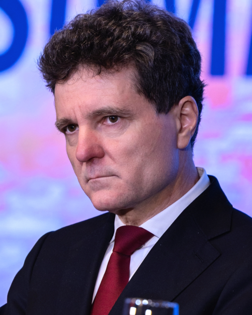 Nicușor Dan desemnează premierul înainte de plecarea în SUA. Ce se ascunde în spatele urgență