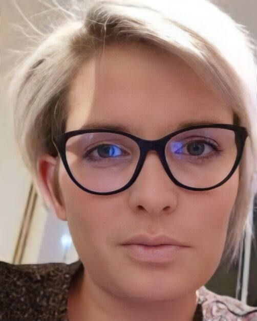 Profesoara Mélanie G., ucisă de un elev de 14 ani. Ce s-a știut despre atacator