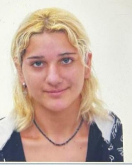Alexandra Covaci, adolescenta de 15 ani din Cluj, dată dispărută. Poliția cere ajutorul publicului