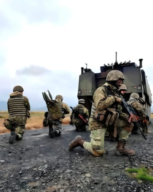 Legea salarizării bugetarilor se modifică. Militarii pierd norma de hrană separată