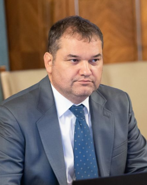Ministerul Sănătății taie fonduri destinate pacienților cu HIV. Cine este afectat din noiembrie