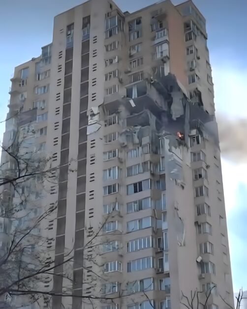 Rusia atacă Kievul șapte nopți la rând. 17 răniți la Odesa